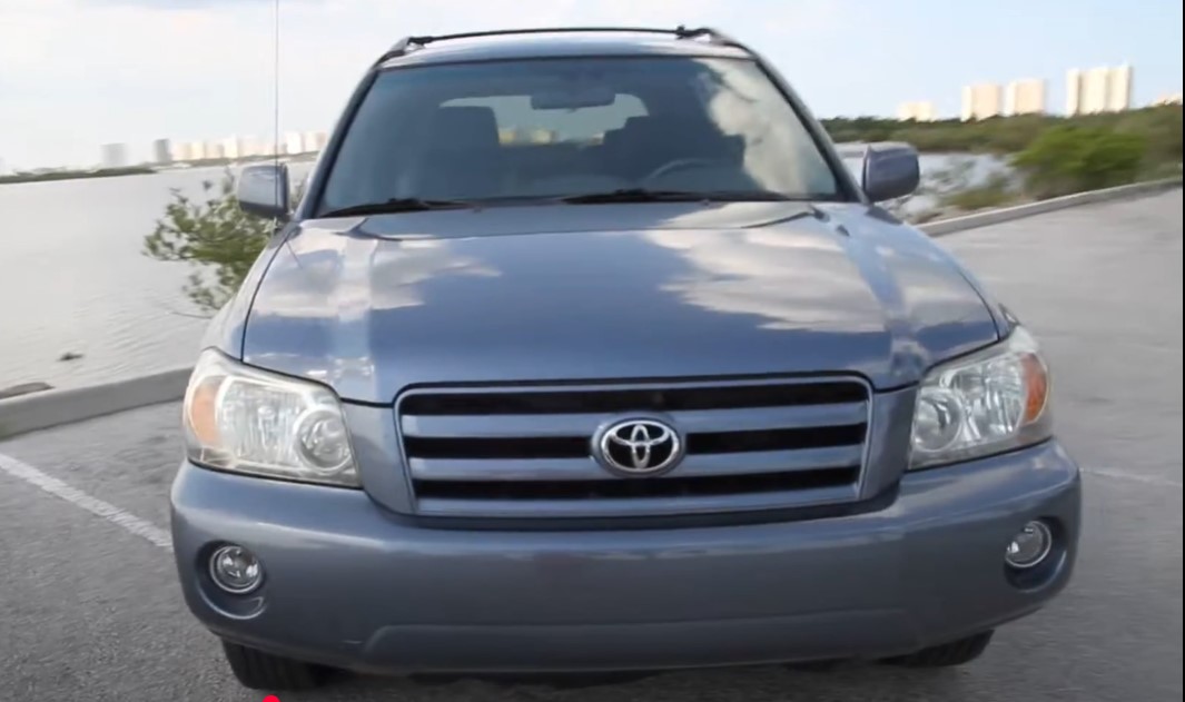 Детальніше про статтю Характеристики автомобіля Toyota Highlander 2007 – 2013 років в кузові XU40 (SUV)